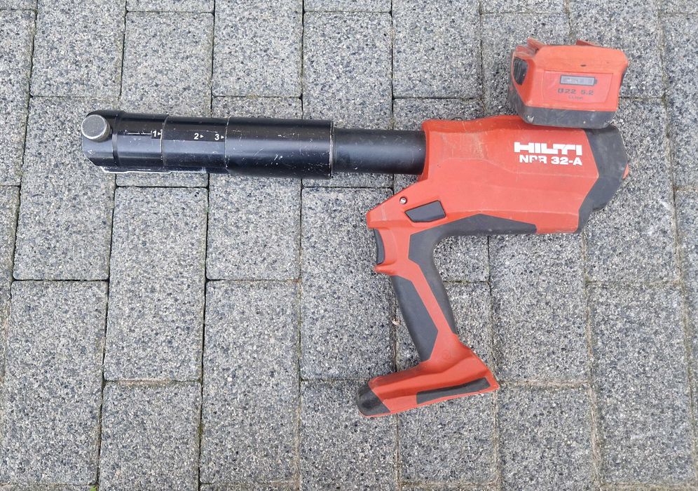 Zaciskarka do rur aku Hilti NPR 32-A XL Klauke UAP432 UAP4L