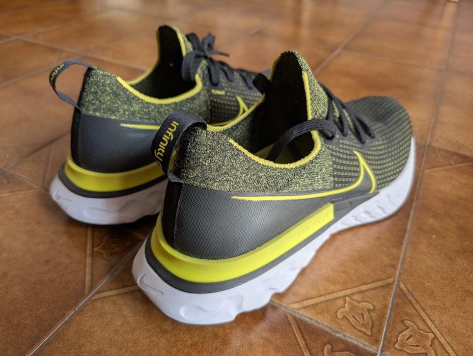 Sapatilhas Nike React Infinity Run Flyknit