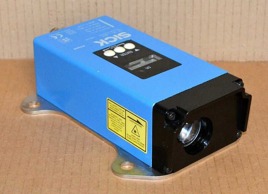 Dalmierz laserowy Sick DT500A411