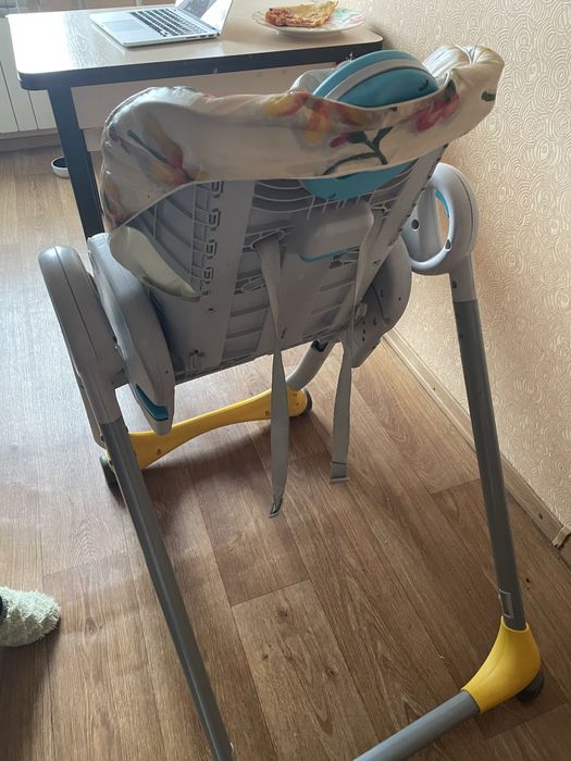 Дитячий стільчик Chicco Rolly 2 Smart