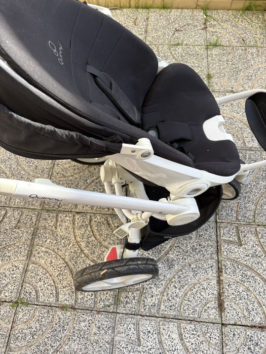 Carrinho de bebé Quinny Moodd usado em bom estado