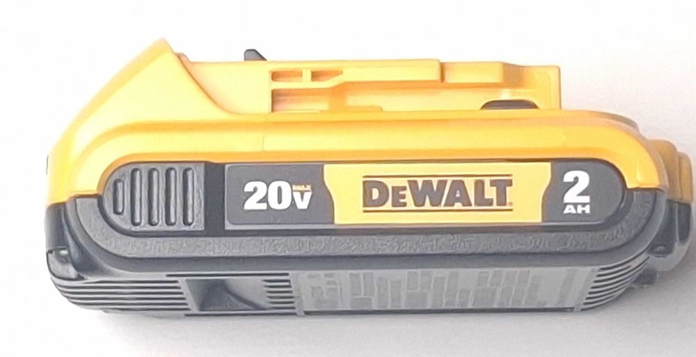 НАБІР ВИСОКОЯКІСНОГО ІНСТРУМЕНТУ  DEWALT З США