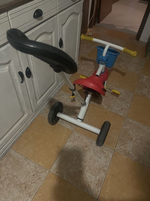 Triciclo criança