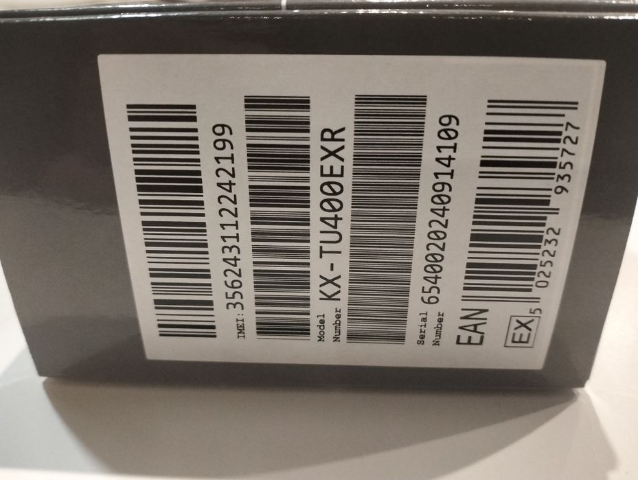 Telefon z klapką Panasonic KX-TU400EXR