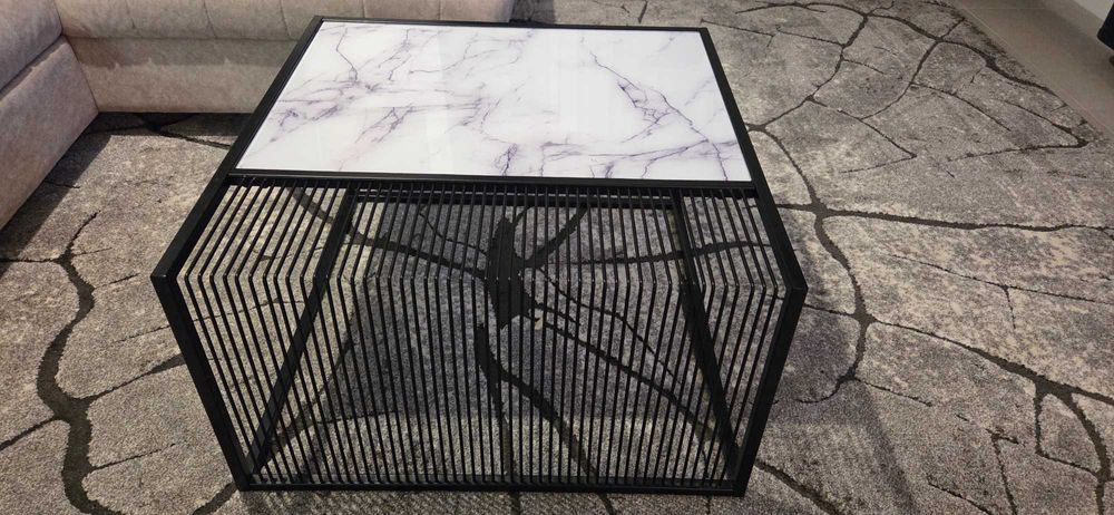 Nowoczesny stolik kawowy