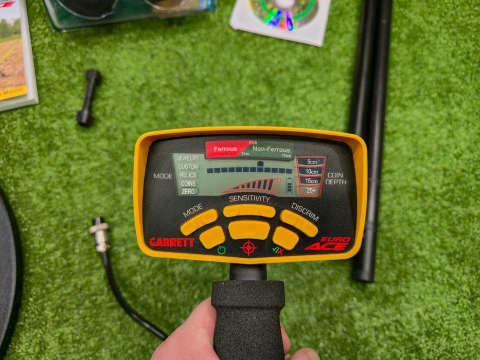Металошукач Garrett Euro ACE