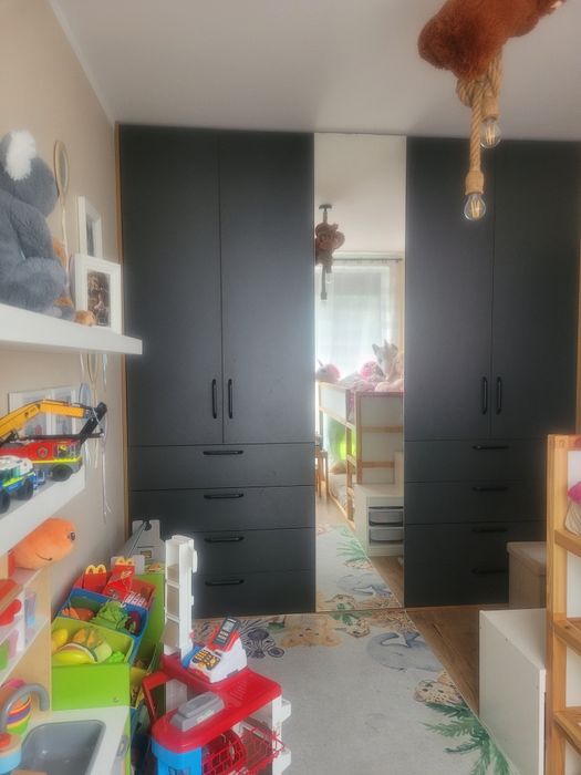 Przestronne mieszkanie z ogrodem i dwoma miejscami parkingowymi