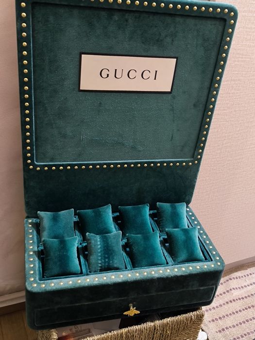 Mostrador relógios / Jóias  Gucci
