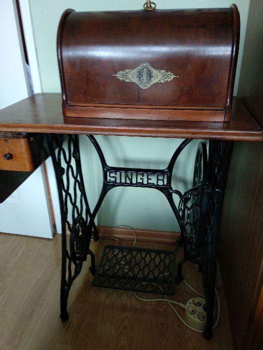 Singer zabytkowa maszyna do szycia kompletna