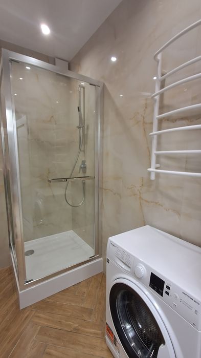 Продам квартиру з ремонтом та меблями в новому будинку в Агрономічному