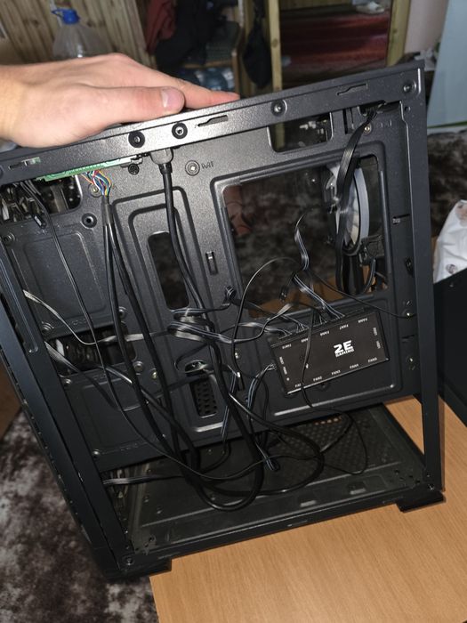 Корпус 2E Gaming (скло, сітка, 4 кулери rgb)/ під пайку кнопок