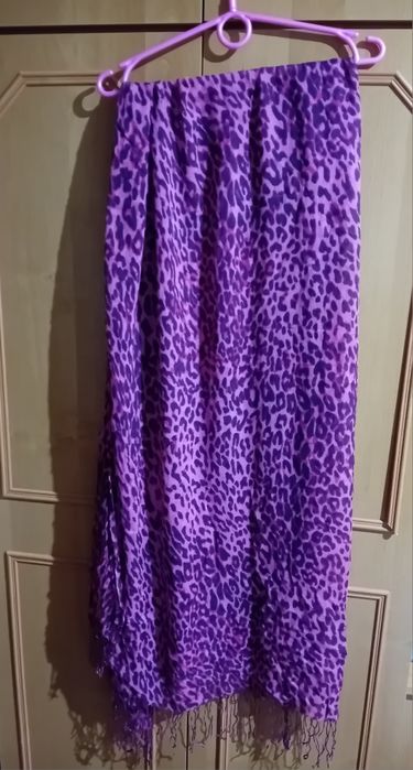 Trzy szaliki chusty damskie