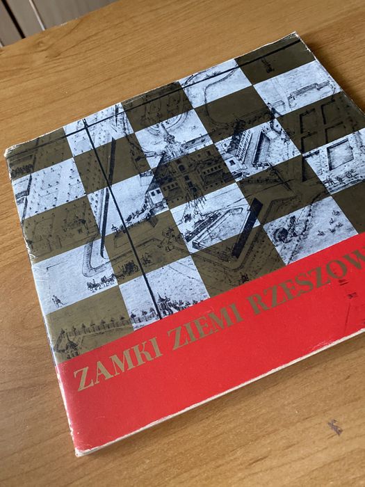 Książka - Zamki ziemi rzeszowskiej