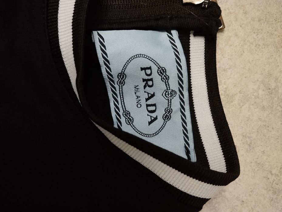 Sukienka sportowa Prada