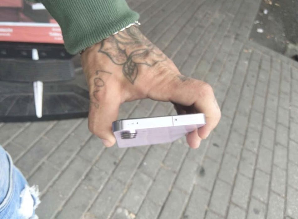 Venda ou troca Samsung a55 5G violeta.