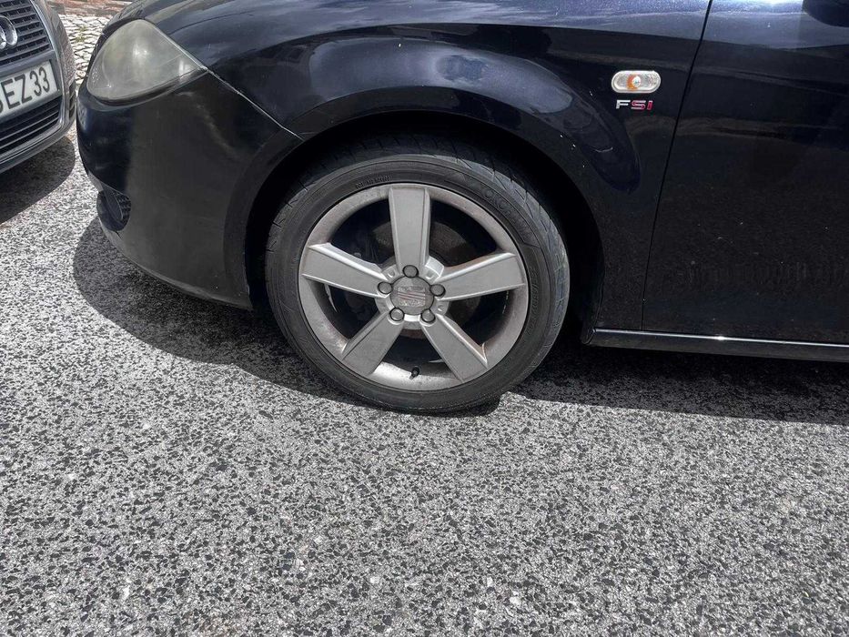 SEAT Leon 2000.