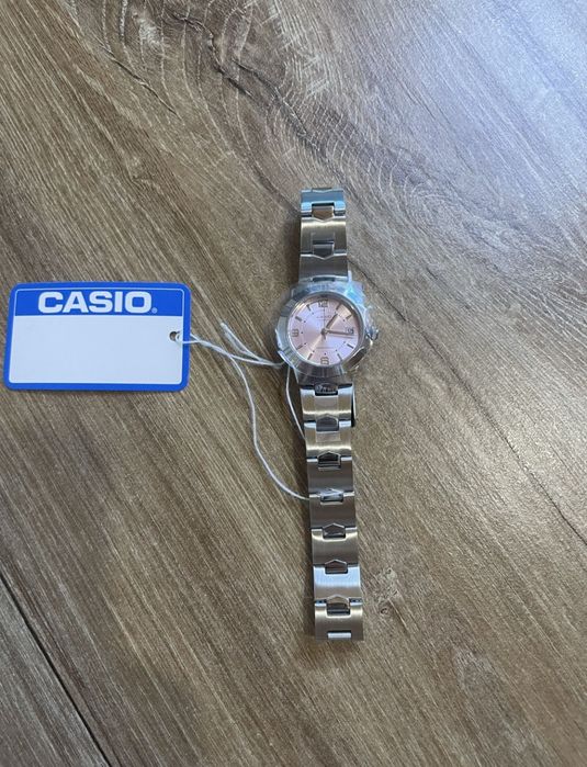 Часи casio жіночі