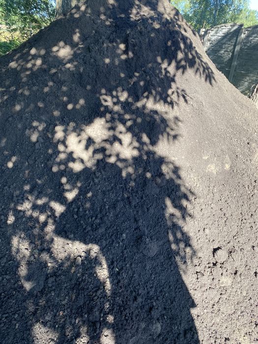 Czarna Ziemia ogrodowa