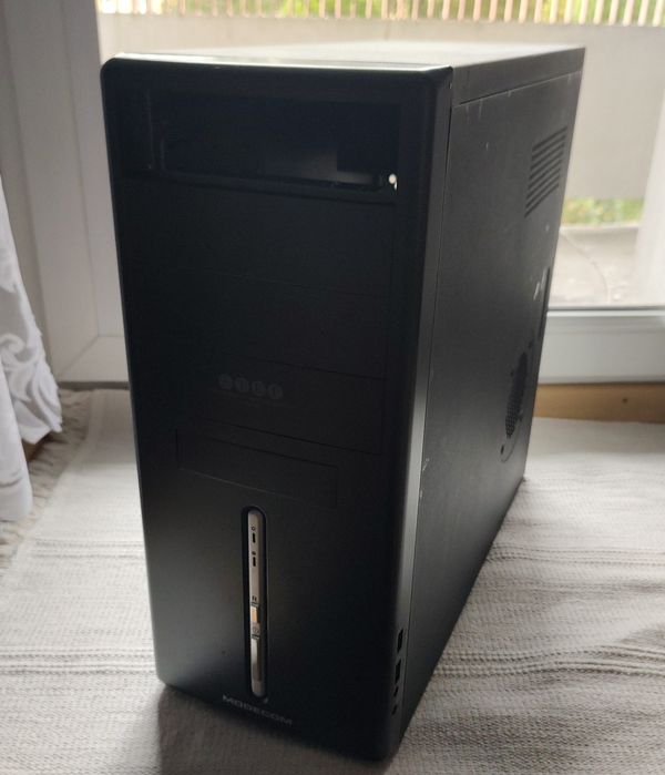 Retro PC 3xHDD 1,6TB 4GB Ram Linux Mint +Dodatkowe GPU