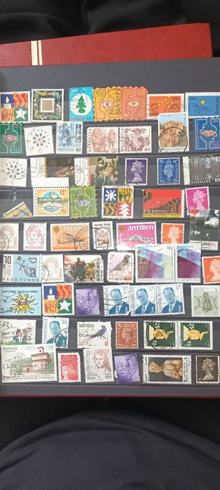 Альбом с марками. 16 страницы