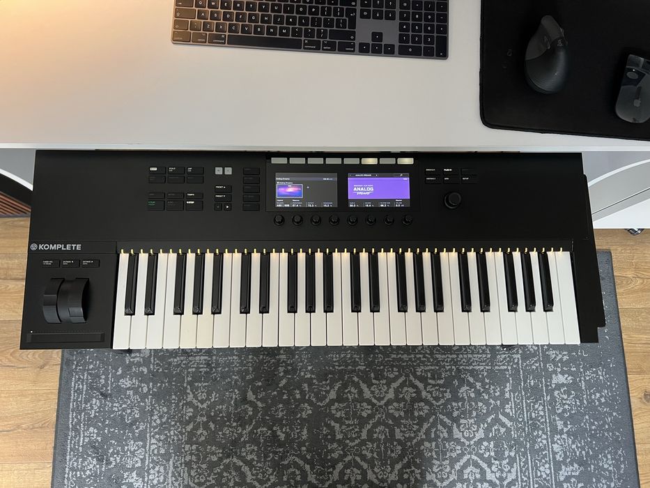 Native Instruments Komplete Kontrol S49 MK II