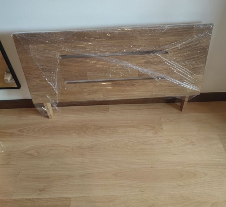 Estrado + estrutura de cama  cor carvalho  marca JYSK