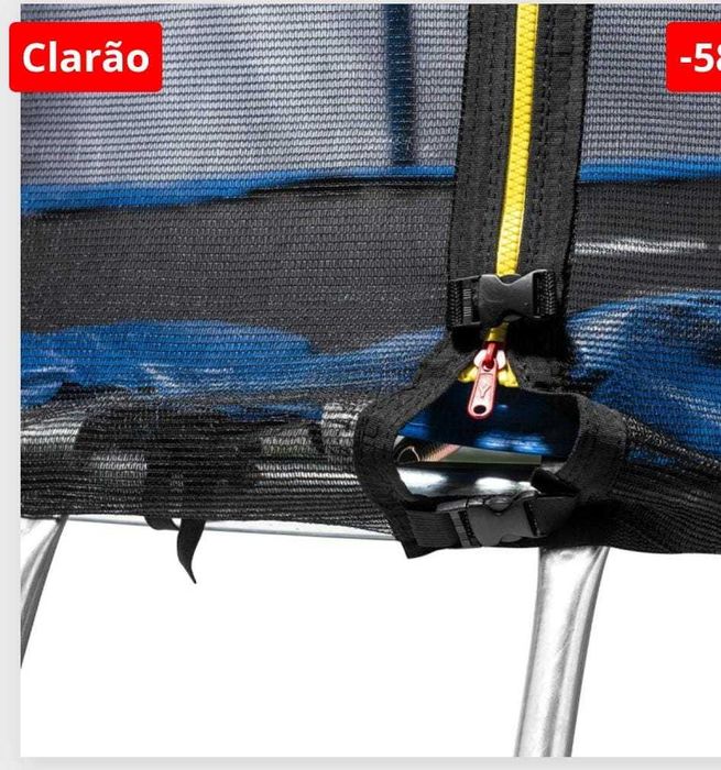 Trampolim, cama elástica azul para crianças