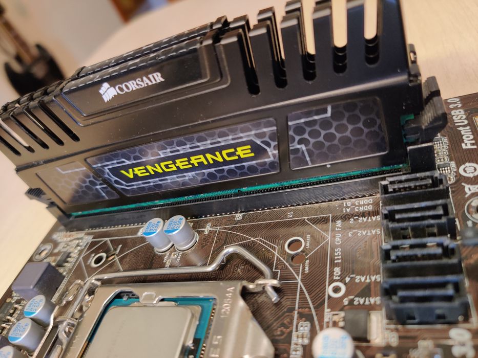 Сборка asrtock z77m + Xeon 1240 v2 (i7 3770) + 16 gb ddr3