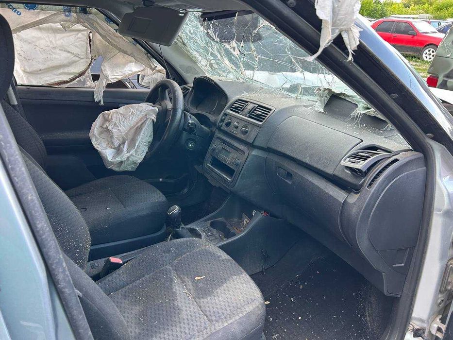 Skoda Fabia II / Шкода Фабия 2 - разборка (запчасти)