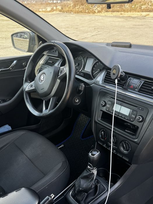 Skoda rapid 2014