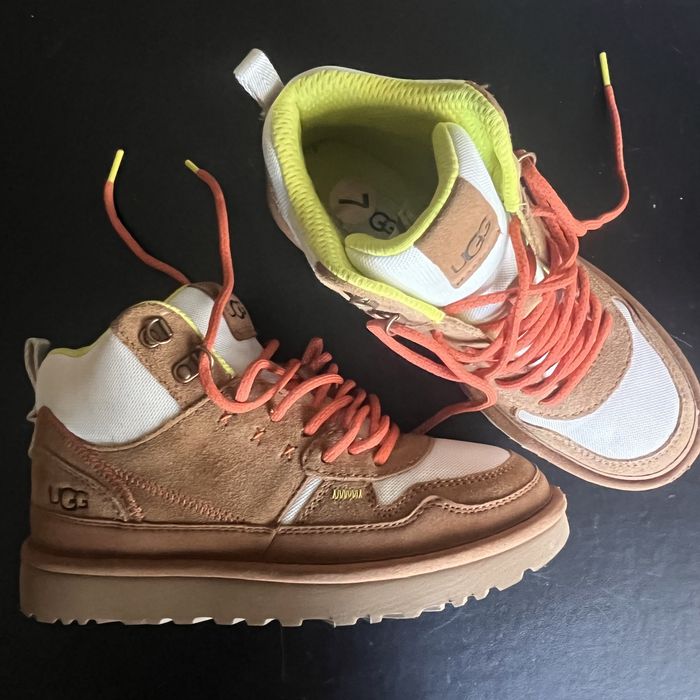 Жіночі черевики UGG Highland Hi Heritage Sneakers розмір 37