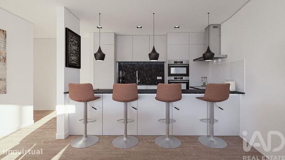 Apartamento T1 em Palmeira de Faro e Curvos de 59,00 m2