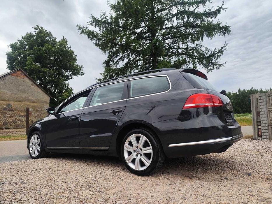 VW Passat B7 2012r // Highline chrom //  / Szary / Automat łopatki /