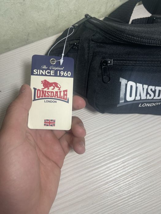 Сумка бананка lonsdale