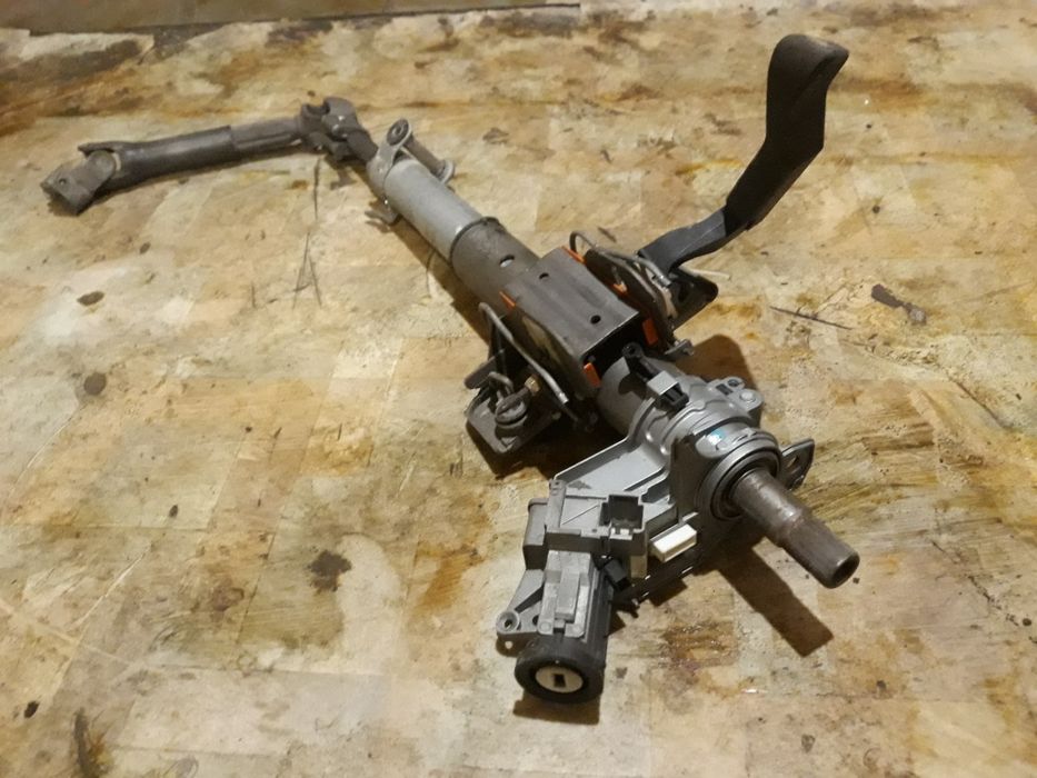 Опель Зафира В ,Астра Н рулевая колонка,электро усилитель