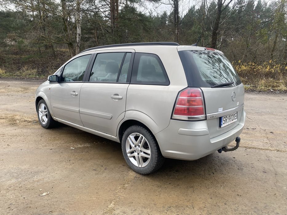 Продам opel zefira B