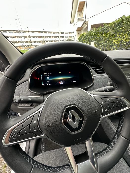 Renault zoe 2021 com apenas 9500 km