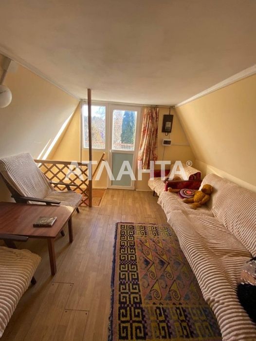 Продаж дачного-будинку близько до м. Львова та ділянки (РУДНО)