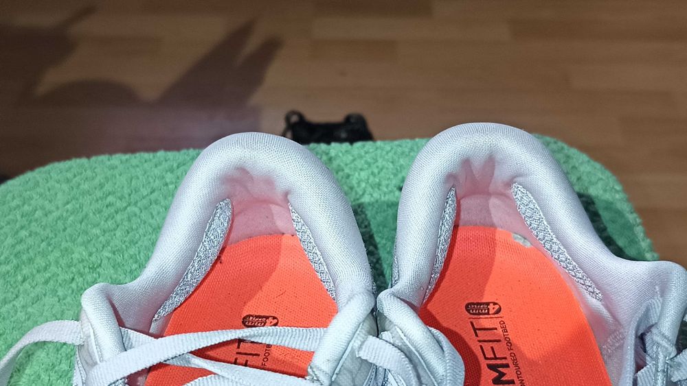 Buty do biegania SAUCONY KINVARA 10 r.39 stan bardzo dobry