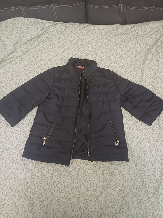 Б/у тепла куртка