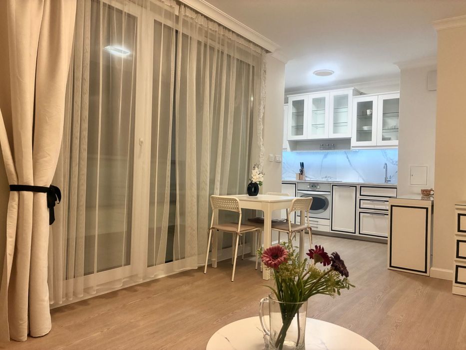 30m2 Bezpośrednio Nowe Ochrona 24/7 Garaż Balkon Metro Eleganckie