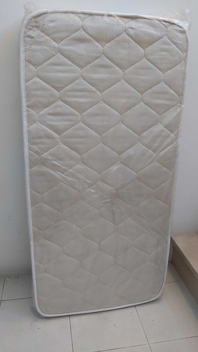 Cama de Bebé TRAMA + Colchão