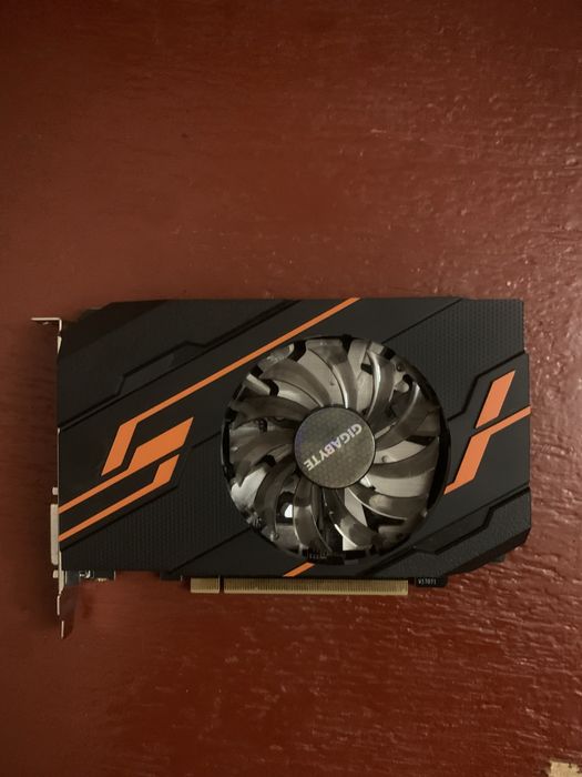 Продам Gigabyte GT 1030 1GB GDDR5