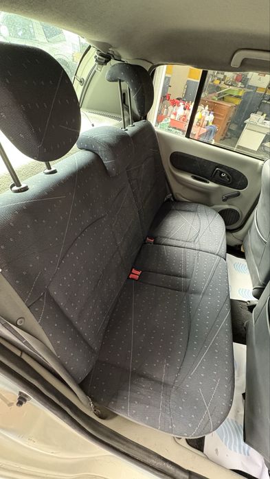 Clio com ar condicionado