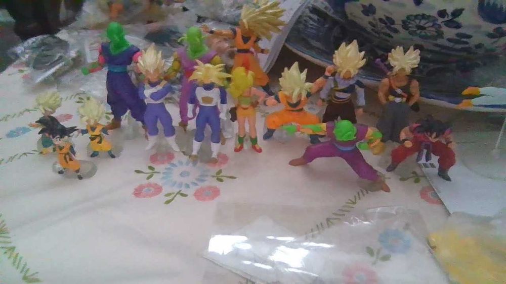 Bandai Lot Dragon Ball Z HG 15 Pieces Used