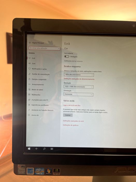 PC ASUS all-in-One ET 2410 i3 4GB RAM 1TB disco 23.6"
