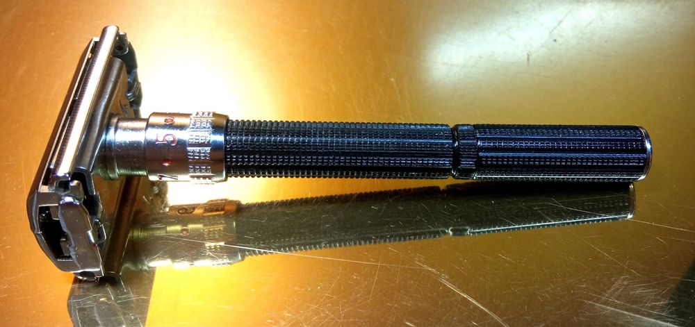 Станок бритвенный Идеал "Дипломат"