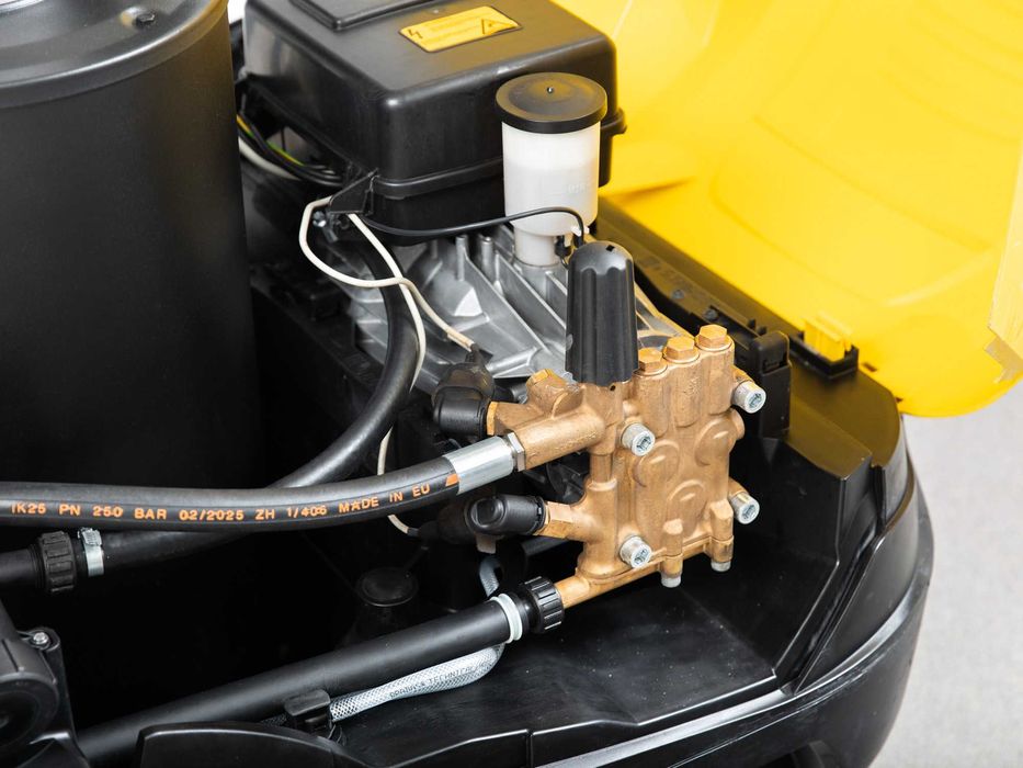 MYJKA CIŚNIENIOWA KARCHER HDS 9/18-4M 180bar 900l/h 6,4kW 9000netto