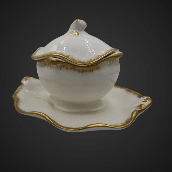 Pojemnik z pokrywką sarreguemines z lat 1875 – 1900 b5/020453