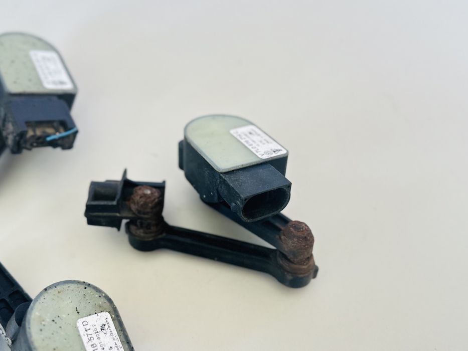 Датчик Положення Кузова Audi Q7 4L Датчик Хола Ауді Ку7